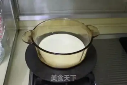 Make strawberry ice cream step 3