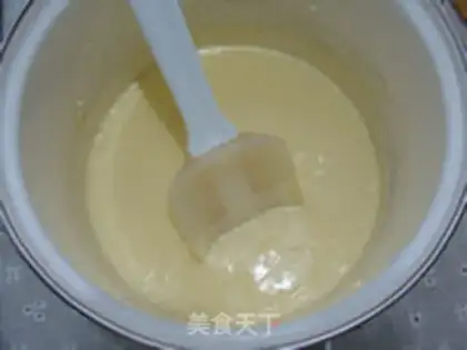 Make Strawberry Tiramissum step 2