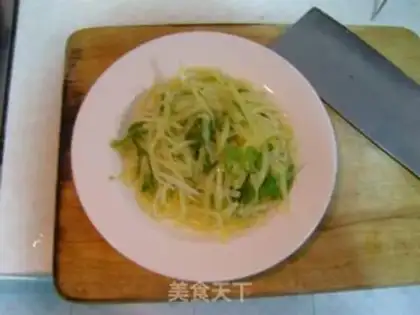 Make Home-cooked shredded potatoes step 6