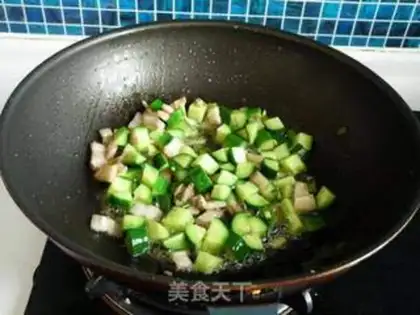 Make stir-fried cat noodles step 5