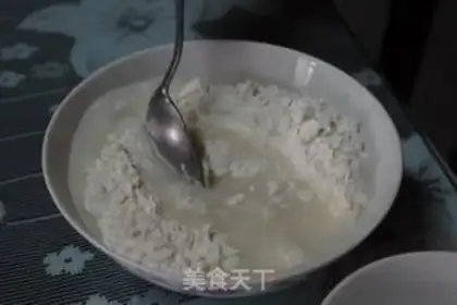 Make Pumpkin egg flower dough pimples step 0
