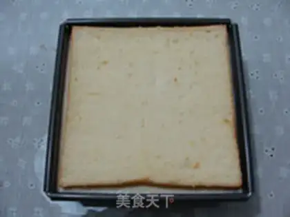 Make Strawberry Tiramissum step 8