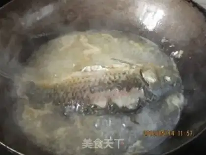 Make Stewed Carp Fish with Tofu step 5