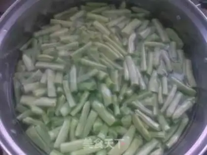 Make Henan braised noodles step 4