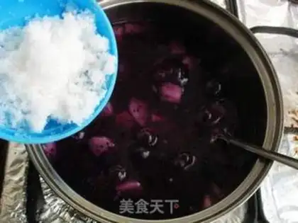 Make Fire Dragon Purple Potato Soup step 4