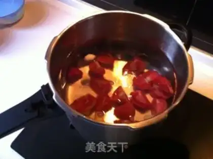 Make Balsam pear and tomato ribs soup step 3
