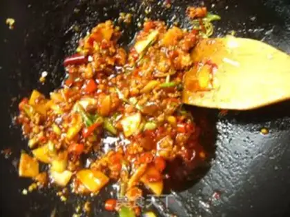 Make Fish-flavored spicy tofu step 6