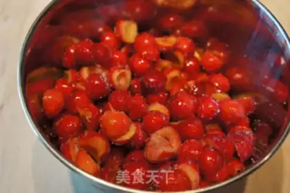 Make cherry jam step 11