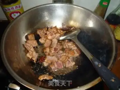 Make Stewed pork with cabbage and vermicelli step 3