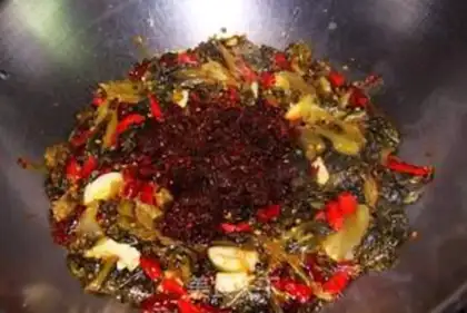 Make Chongqing Poached Fish with Chinese Sauerkraut step 6