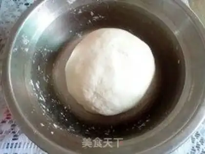 Make Two-color pan-fried pork bun step 3