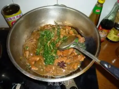 Make Stewed pork with cabbage and vermicelli step 6