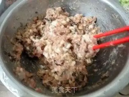 Make Two-color pan-fried pork bun step 5