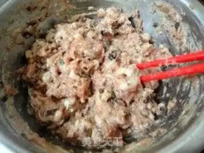 Make Two-color pan-fried pork bun step 6
