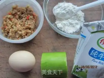 Make Egg gourd meat paste cake step 0