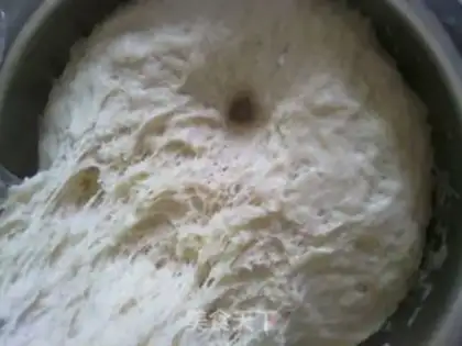 Make sesame paste rolls step 6