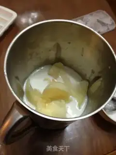 Make Iced melon milkshake step 3
