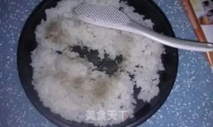 Make grilled rice with seafood and cheese step 2