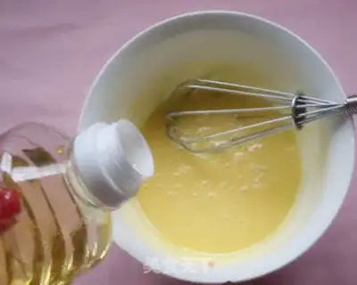 Make Vanilla flower cookies step 2