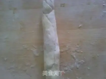 Make sesame paste rolls step 12