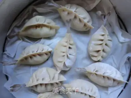 Make Steamed dumplings with fresh shrimp and pork step 8