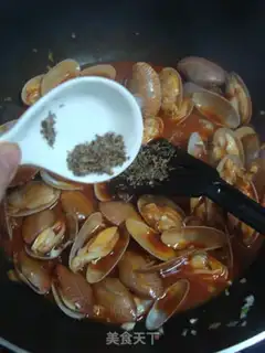 Make Stewed clam with tomato and red step 10