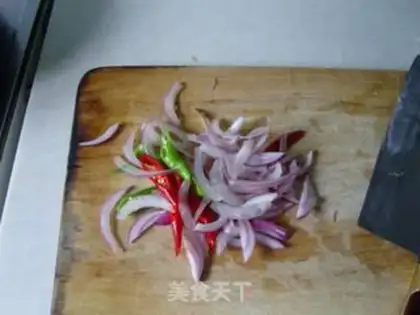 Make Fried eel slices with oyster-flavored and colorful pepper step 5