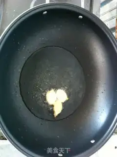 Make fried rabbit meat step 2