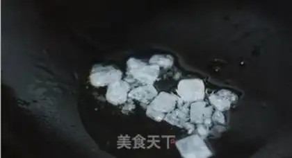 Make Shuixiang gluten roast pork step 2