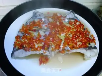 Make chopped pepper fish head step 4