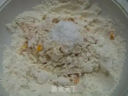 Make Pumpkin fancy steamed buns step 1