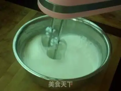 Make Hurricane cake step 2
