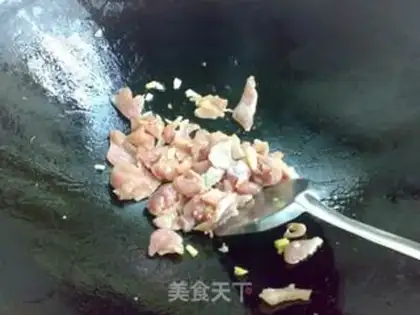 Make Fried pork slices with white mushroom step 5
