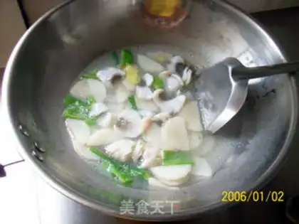 Make Boiled fish slices with yam and stewed fish step 4
