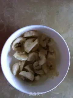 Make Banana Qifeng Cake step 2