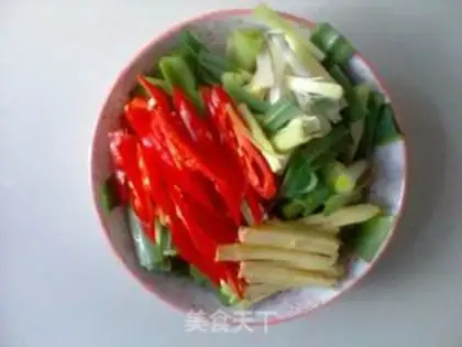 Make Spicy fried shells step 1