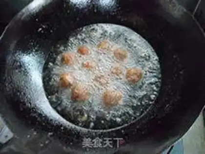 Make Sauce meatballs step 3