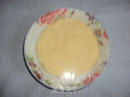 Make Millet and red dates cake step 1
