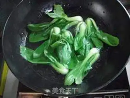 Make Sauce meatballs step 6