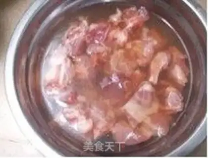 Make Steamed pork ribs with pumpkin step 0