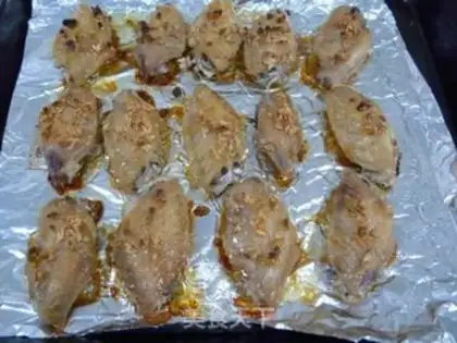 Make Garlic roasted chicken wings step 4