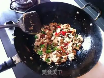 Make Stewed firewood tofu with black bean sauce step 5