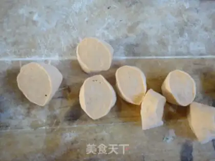 Make Huahua steamed buns step 5