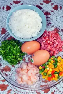 Make Mixed shrimp fried rice step 0