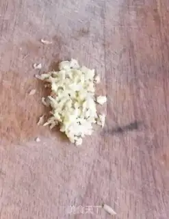 Make Pork and leek dumplings step 3