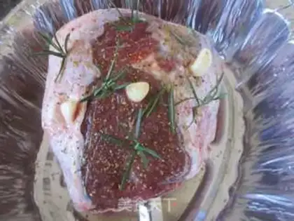 Make Roasted leg of lamb with garlic and rosemary step 1