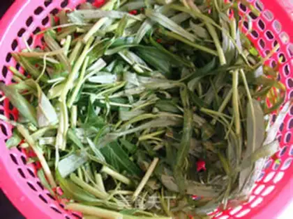 Make Chinese cabbage mashed with garlic step 0