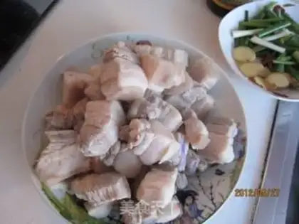 Make braised pork step 2