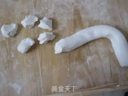 Make Homemade Lantern Festival step 2
