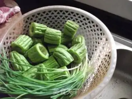Make Stuffed bitter gourd step 0